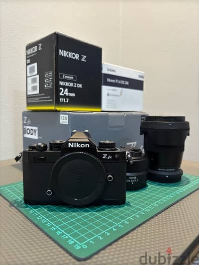 Nikon Z fc (Black Edition) + Nikkor 24mm f/1.7 + Sigma 16mm f/1.4