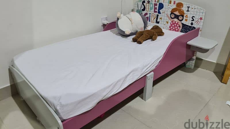 Used Toddler Bed with Mattress 1