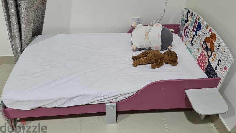 Used Toddler Bed with Mattress 3