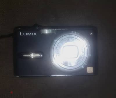 Panasonic lumix digital camera working 30bd