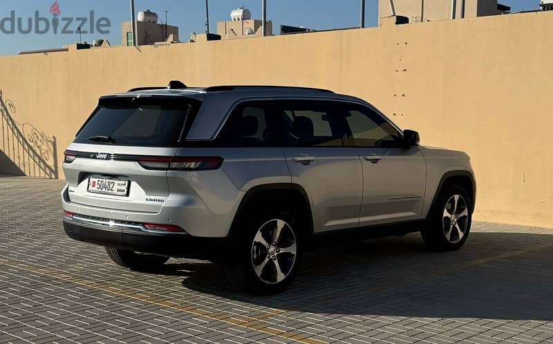 Jeep Grand Cherokee 2023 4