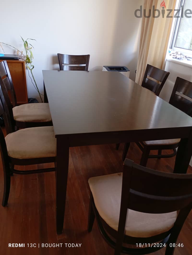 Dining table with 6 chairs 1