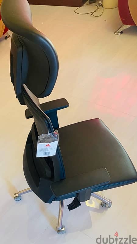 Urgent Sale. !! Office Chair 1