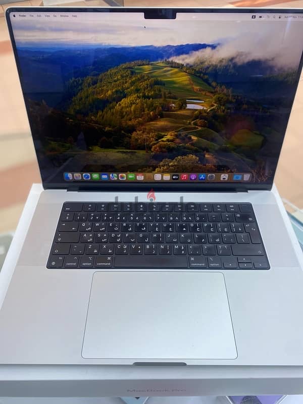 Used MacBook Pro 16inch M1 Pro 1TB 4