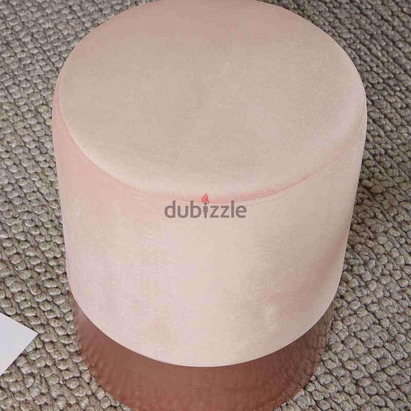 2 types ottomans in baby pink colour 3