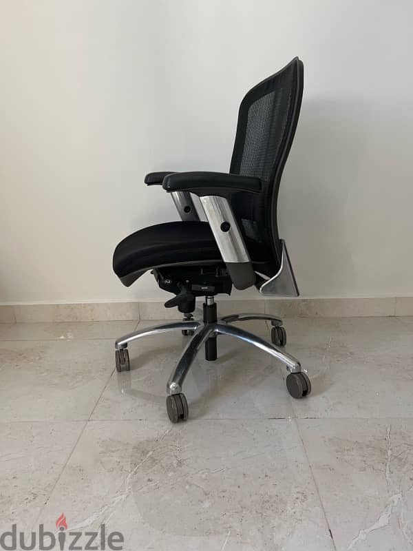 Urgent Sale! Premium Office Chair 0