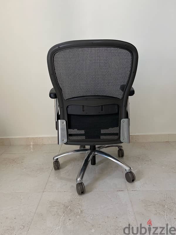 Urgent Sale! Premium Office Chair 1