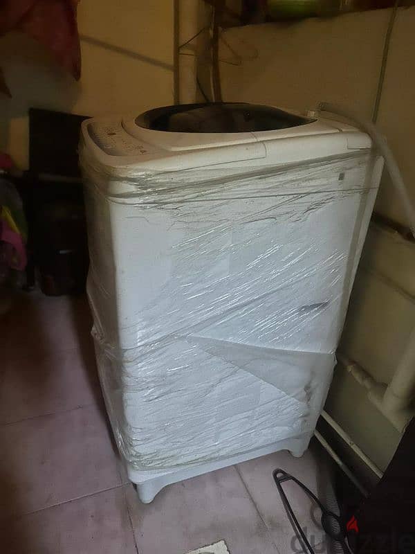 Excellent Condition Washing Machine for sale 1