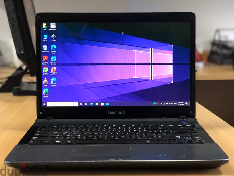 Samsung Core i5 Laptop with 8GB Ram & 128 GB SSD 15.6" HD Screen 0