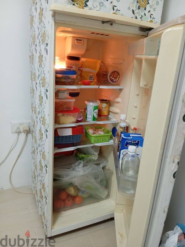 The urgent sale use LG fridge. 1