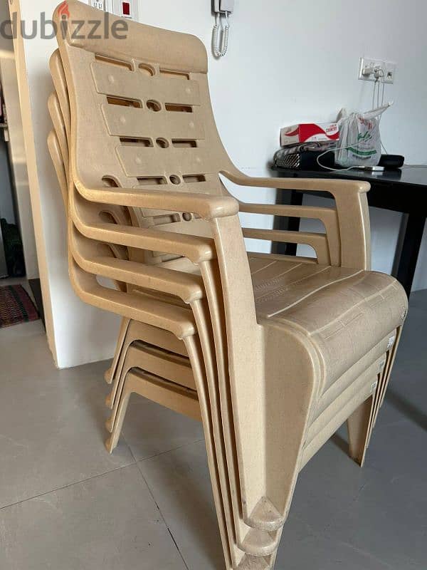 Strong plastic Chair and wooden table 0