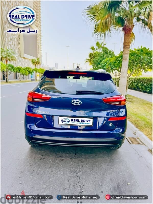 Hyundai Tucson 2019 and Mitsubishi Outlander 4WD 2018 for Sale 11