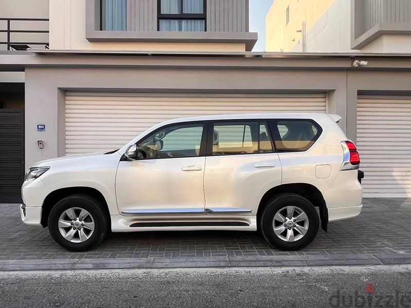 ***Toyota Prado 2019 Excellent condition*** 4