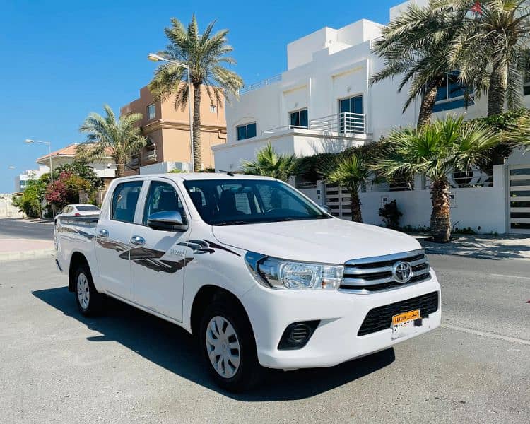 Toyota Hilux 2018 model Single owner for sale. 0