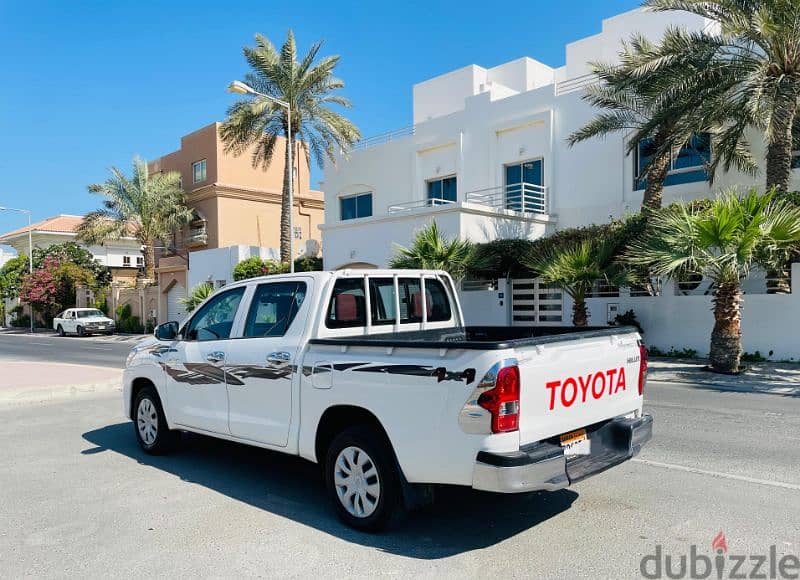 Toyota Hilux 2018 model Single owner for sale. 7