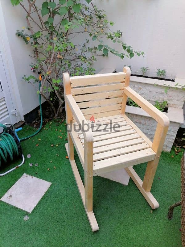 New rocking wood chair for the garden and indoors 0