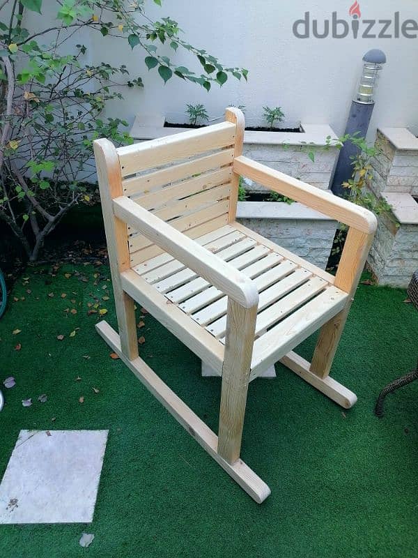 New rocking wood chair for the garden and indoors 3