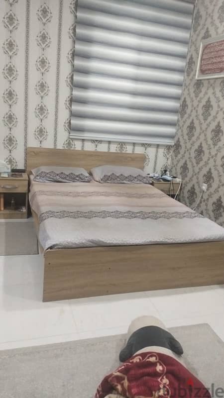 for sale bedroom set 160x200cm 3 door wardrobe and dressing table 1