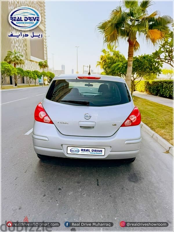 Nissan Tiida 2013 10