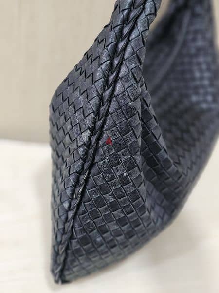 Bottega Veneta Black Intrecciato Leather Medium AND Bifold Cardholder 9