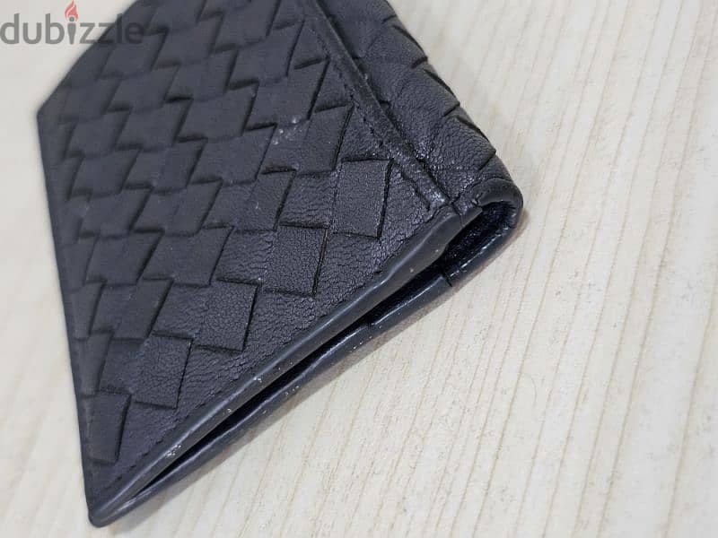 Bottega Veneta Black Intrecciato Leather Medium AND Bifold Cardholder 17