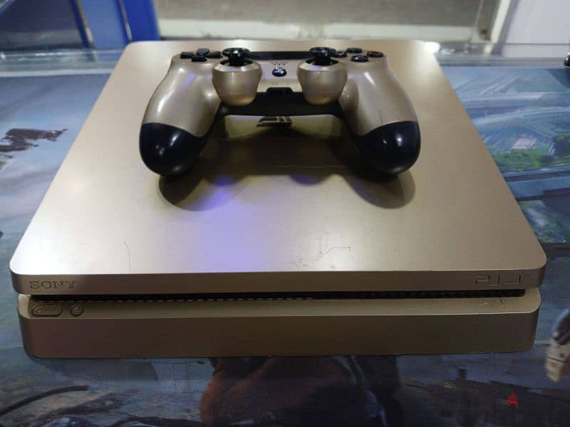 PS4 Slim Gold Edition Available 3