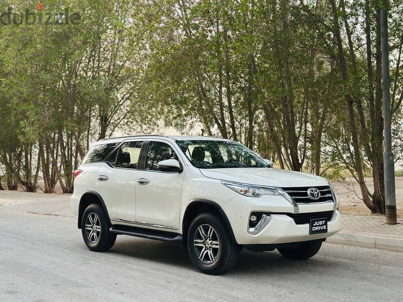 TOYOTA FORTUNER 2020 MODEL SINGLE OWNER CALL33264602 34355768 35400768 0