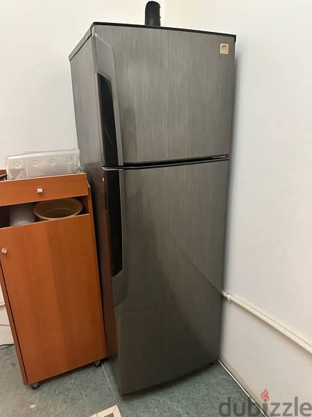 FRIDGE FOR SALE 0