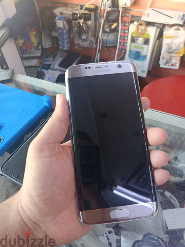 Samsung S7 EDGE. silver colour. good condition. 0