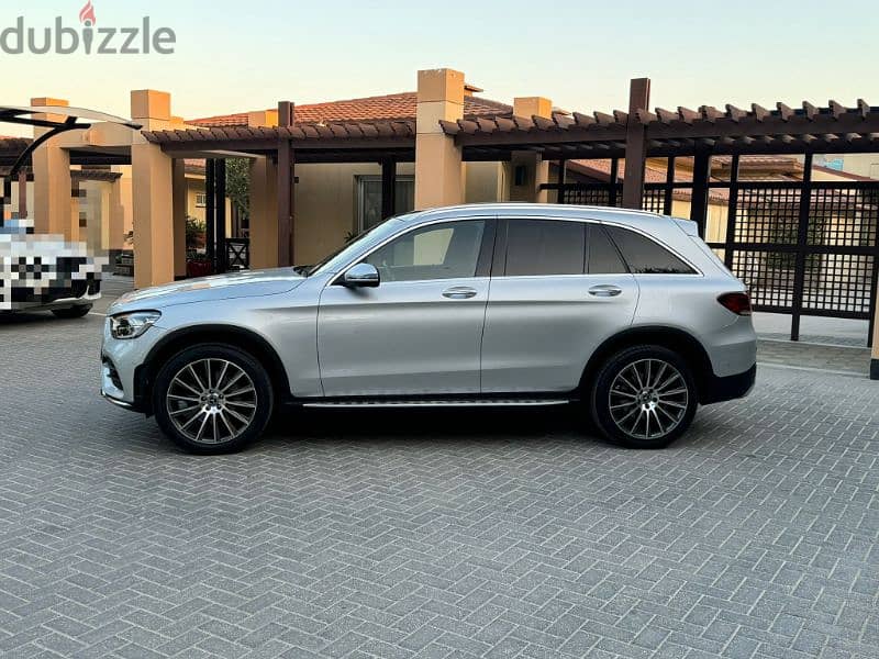 2020 modelMercedes GLC 300 2