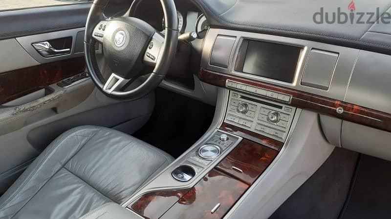 Jaguar XF,V6 Full Option, Excellent Condition, Looks New 12