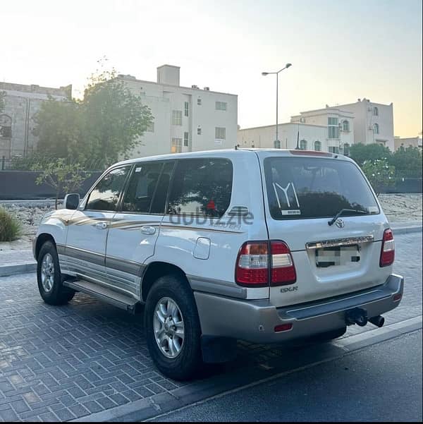 Toyota Land Cruiser 2003 Single Owner 2