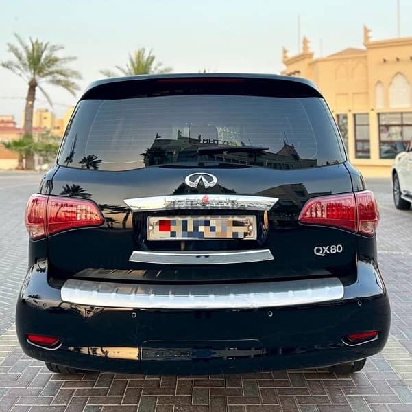 Infiniti QX80 2016 4