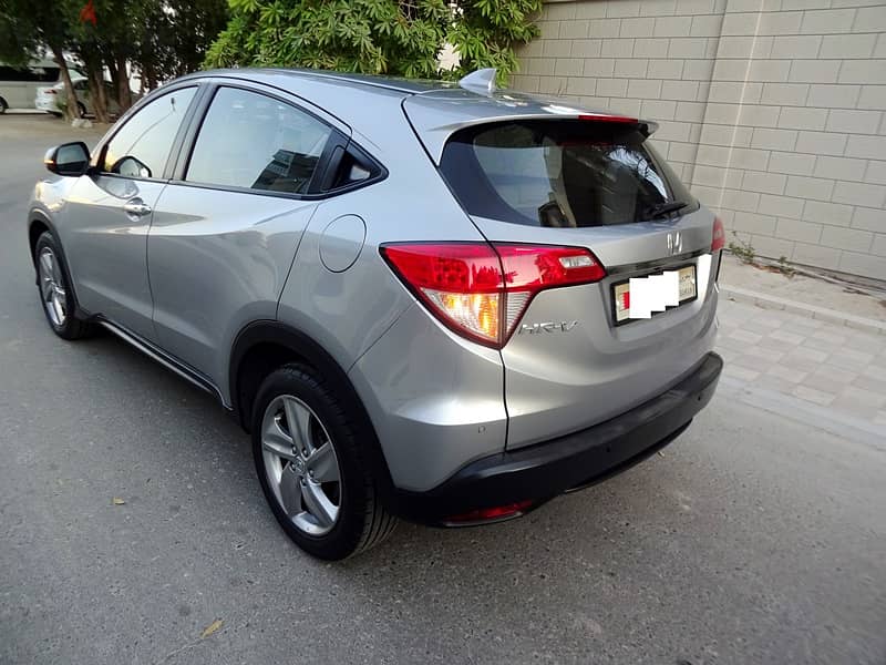 Honda HR-V 2019 MID OPTION ZERO ACCIDENT FOR SALE 2