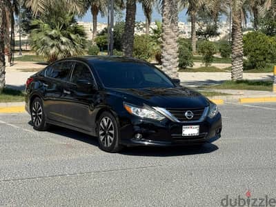 Nissan Altima 2016 black