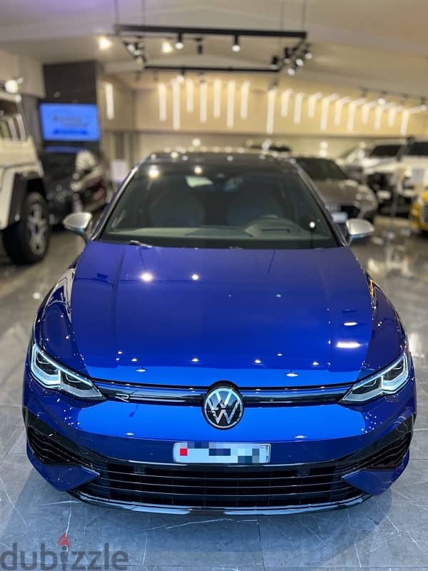 Volkswagen Golf R 2023 1