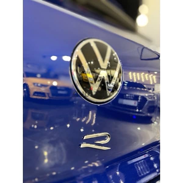 Volkswagen Golf R 2023 4