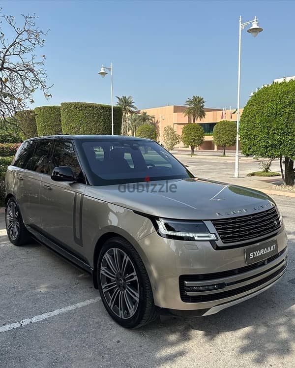 Land Rover Range Rover HSE 2023 1