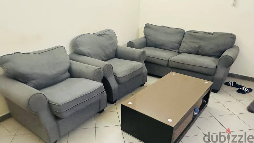 Sofa for sale 0