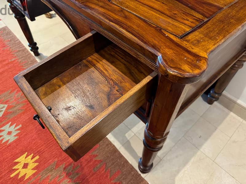 Wooden Desk Table – Marina Interiors, High quality, Like New 3