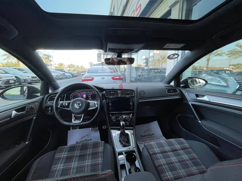 Volkswagen GOLF GTI 2018 3