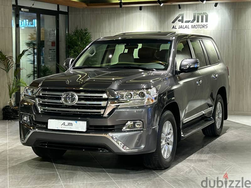 TOYOTA LAND CRUISER GXR V8 MODEL 2018 FOR SALE 1