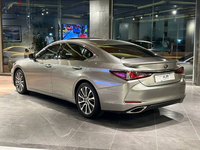 Lexus ES 350 MODEL  2019 FOR SALE 2