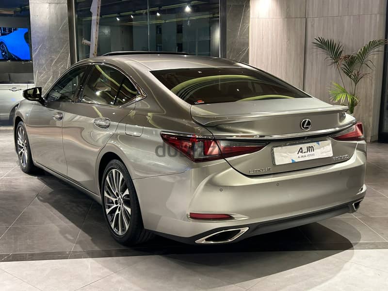 Lexus ES 350 MODEL  2019 FOR SALE 8