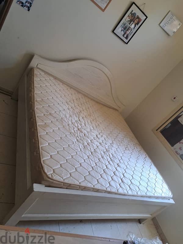 Bed For Sale 0