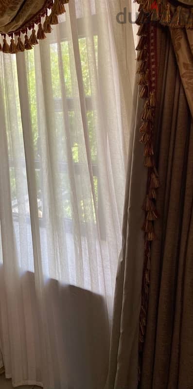 Curtain with top decor and Chiffon with tie back 0