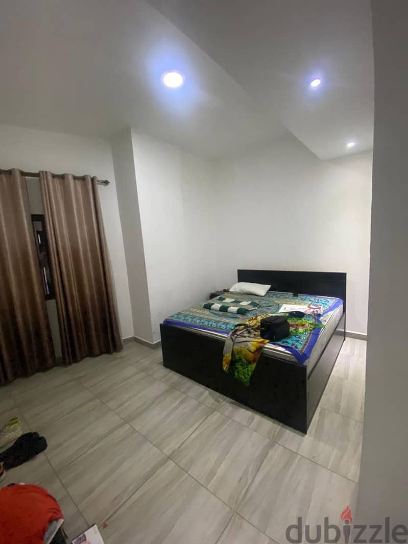 Fully furnished sharing 2bhk apartment, 140BD only with EWA included. 5