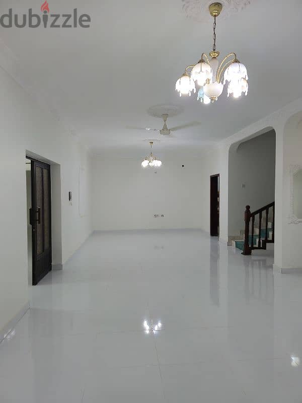 فيلا كبيرة للبيع في عراد تصلح تسهيل تعاون large house 4 sale in Arad 2