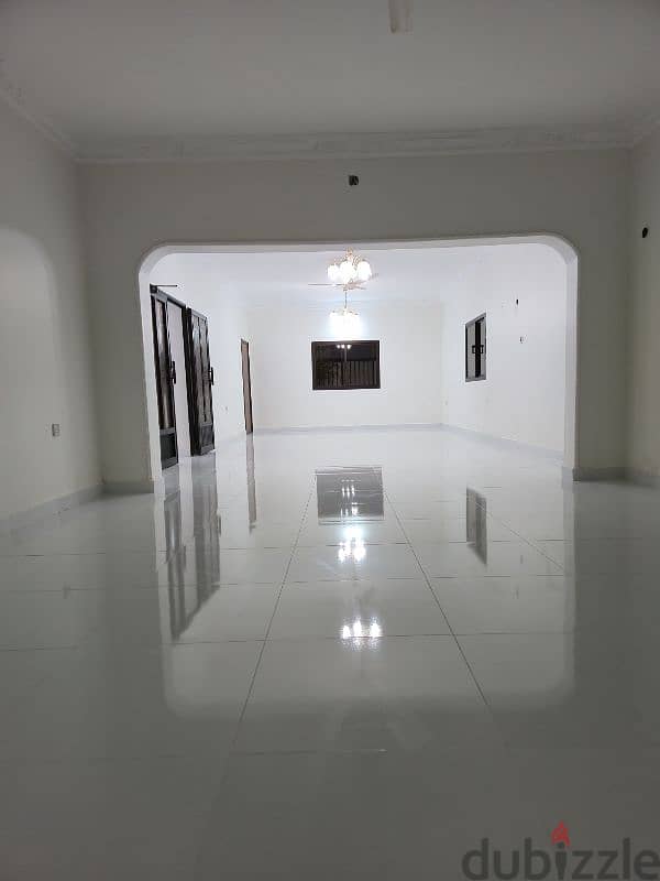 فيلا كبيرة للبيع في عراد تصلح تسهيل تعاون large house 4 sale in Arad 3