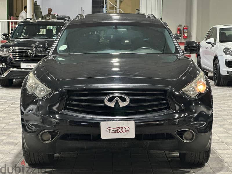 Infiniti QX70 2016 1